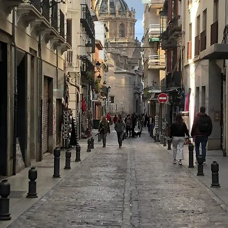 Apartamento Romanillaloft Con Vistas A La Catedral Y Muy Acogedor *